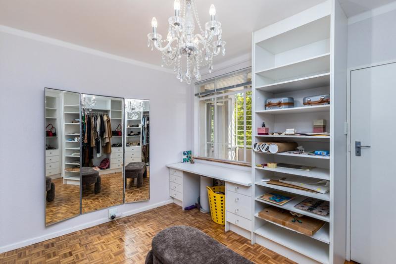 1 Bedroom Property for Sale in Gardens Western Cape